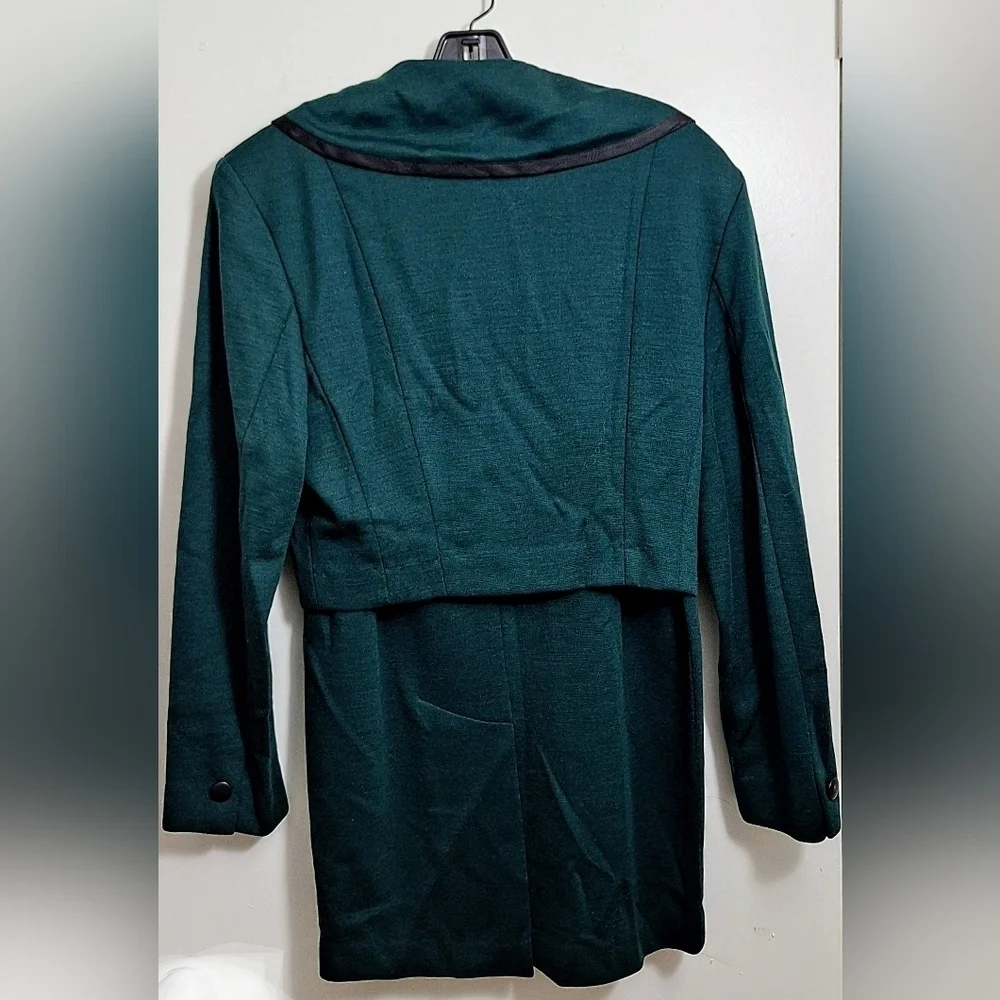 Tahari Vintage Retro Wool Jacket and Pencil Skirt